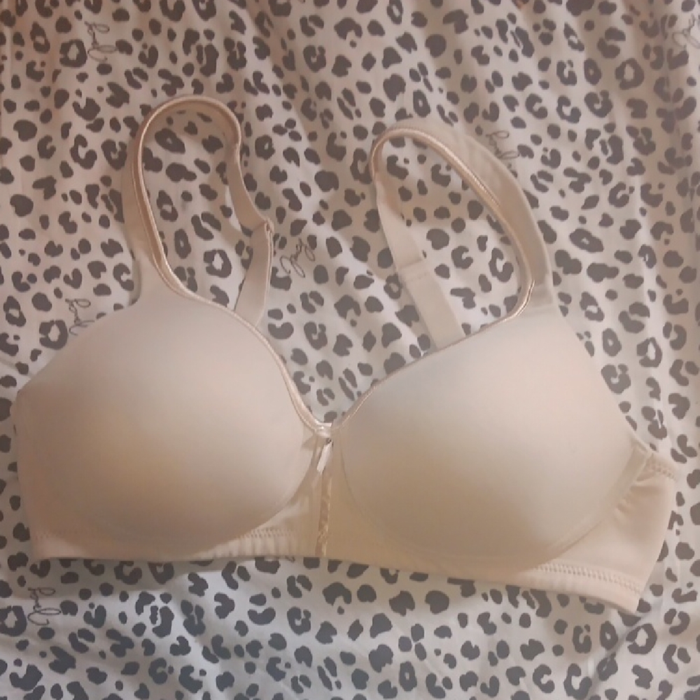 Vanity Fair Cream Women's Bra